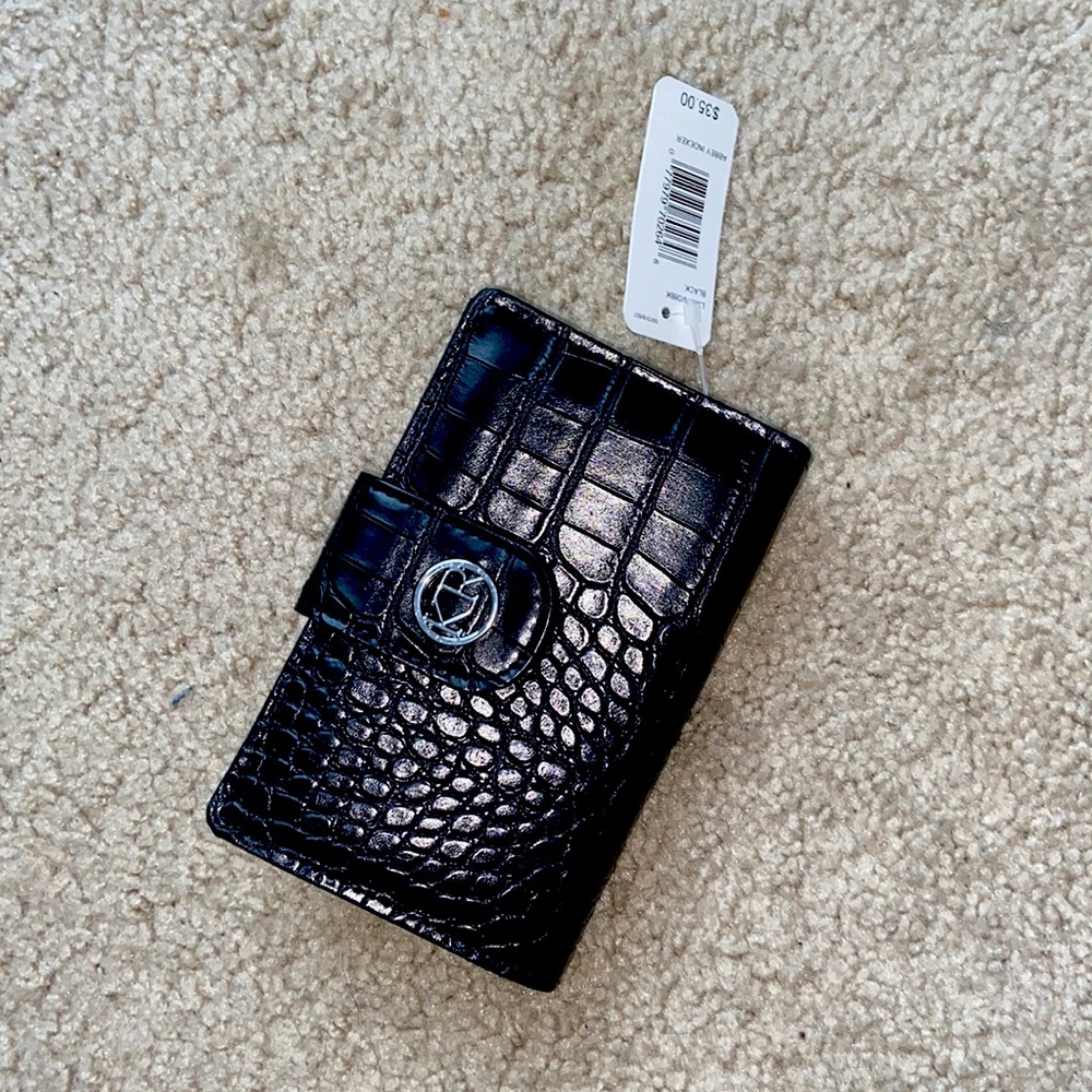 Kim Rogers Black Leather 5.5 in L x 4 in W x 1 in D Wallet